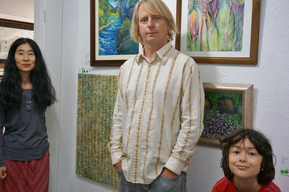 Art on 12 Gallery Special Holiday Guest Artist Exhibition